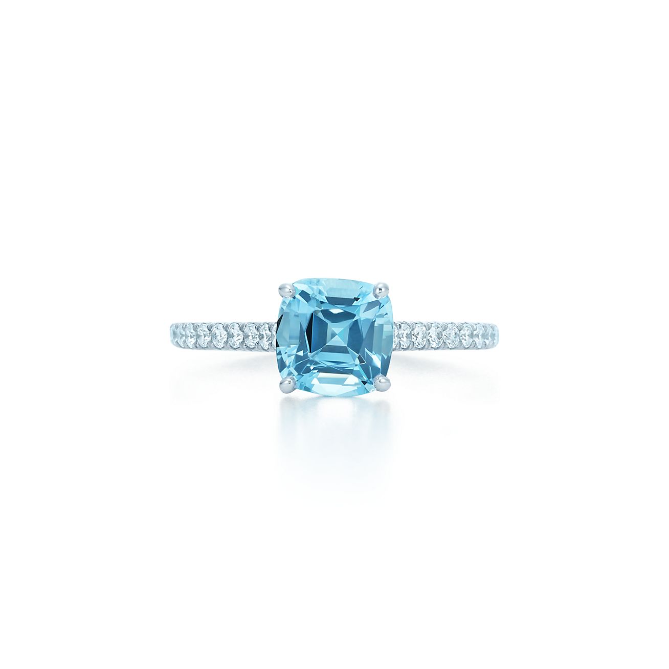 Tiffany Legacy® ring in platinum with 