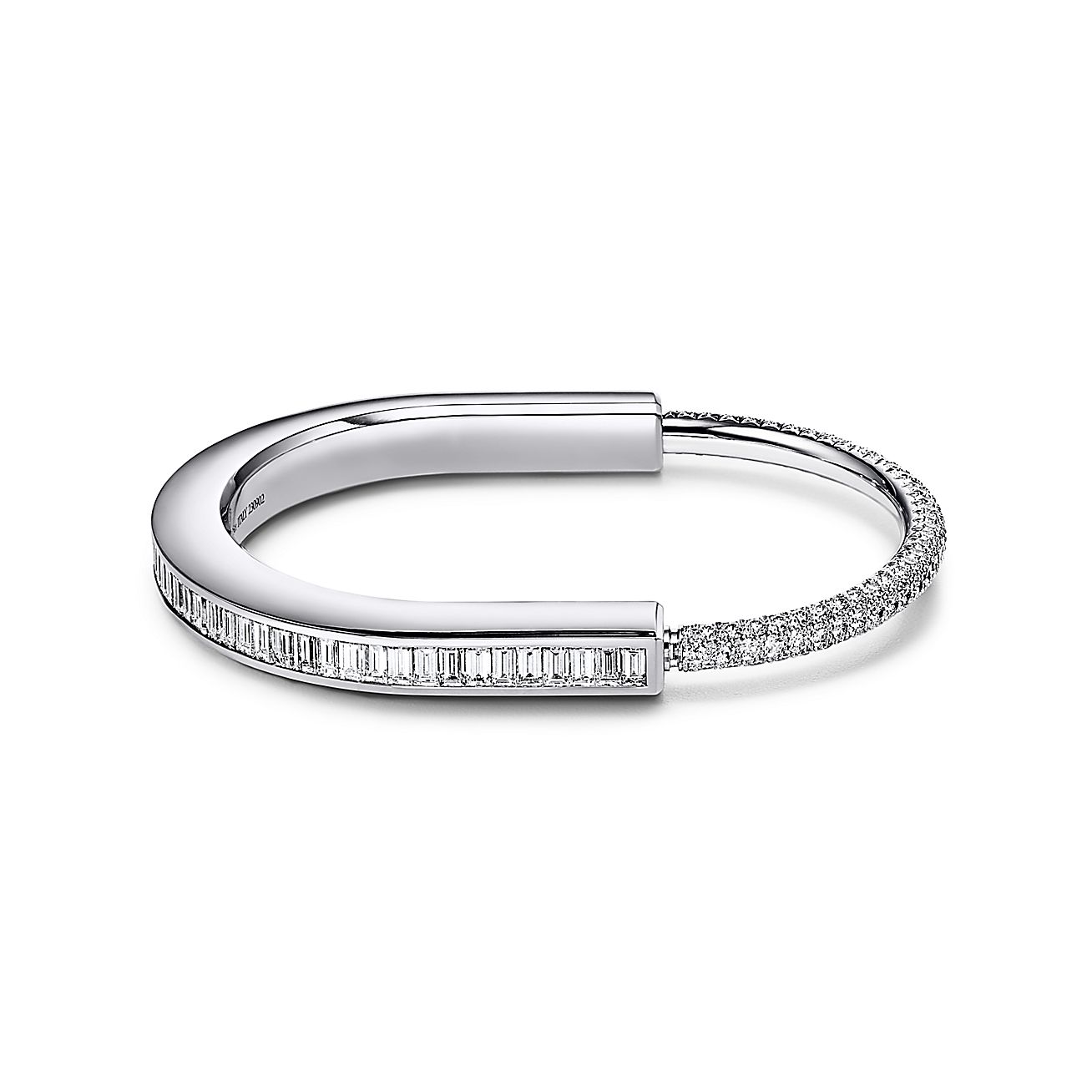 18K White Gold Diamond Lock Design Bracelet