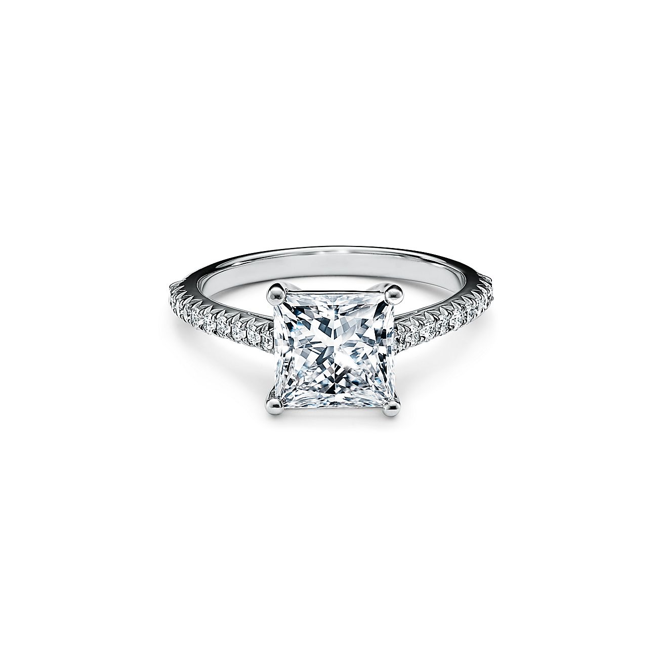 Pomolvochnoe Kolco Tiffany Novo S Bril Pave Ogranki Princessa Iz Platiny Tiffany Co