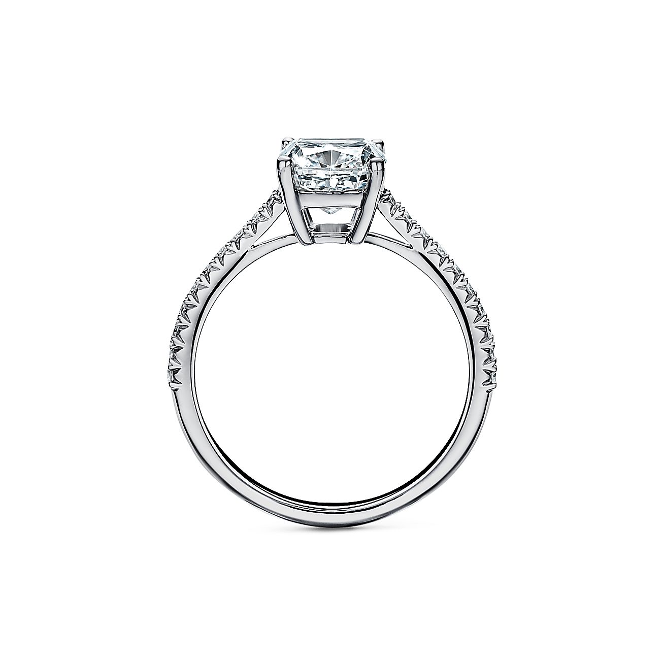 staart Ansichtkaart onbetaald Tiffany Novo® Cushion-cut Engagement Ring with a Pavé Diamond Platinum Band