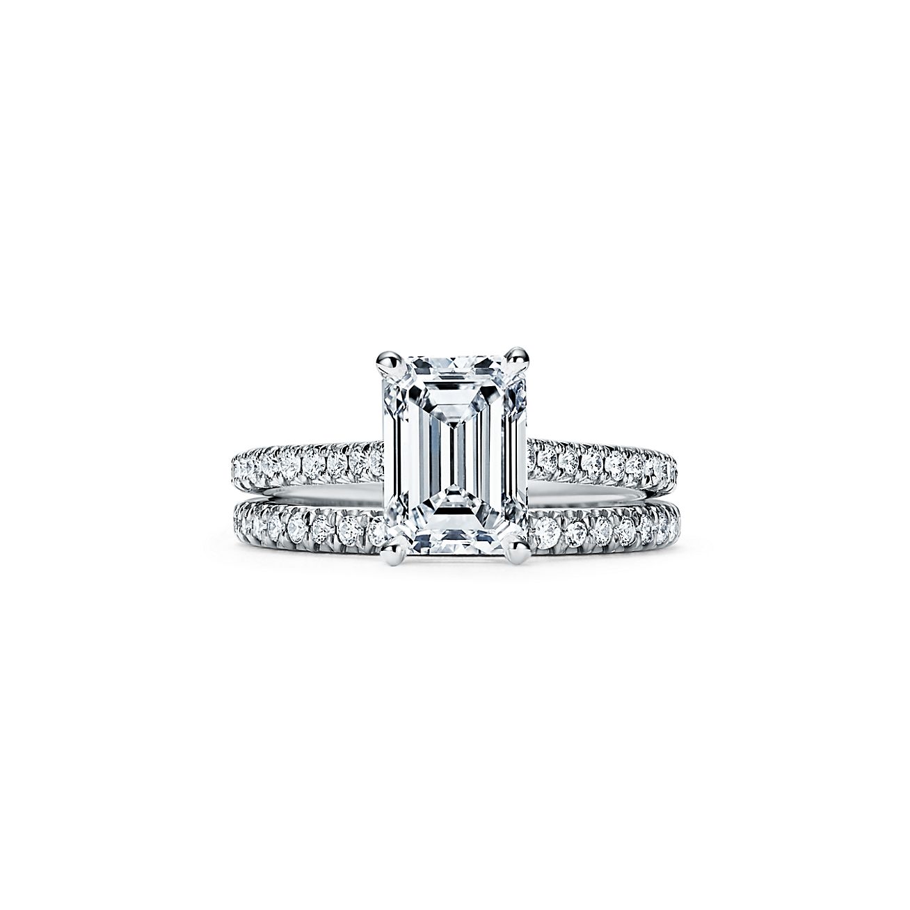 Tiffany Novo™ Emerald-cut Engagement 