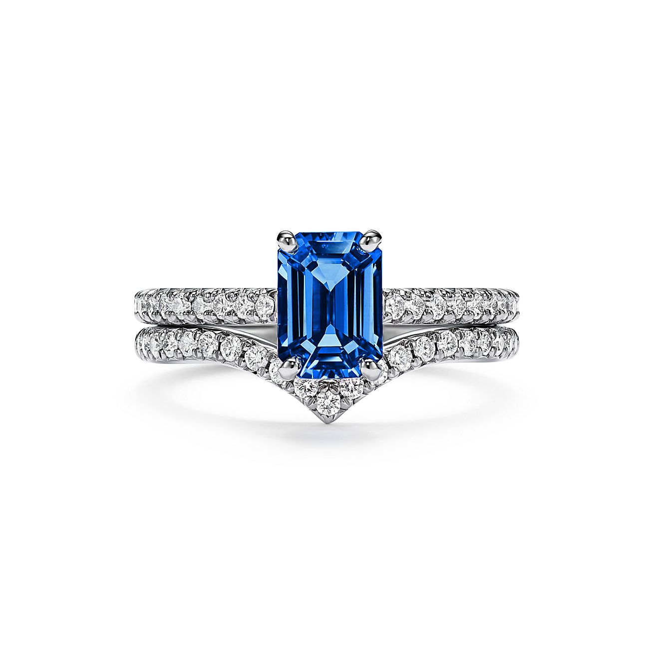 Emerald cut sapphire ring outlet tiffany