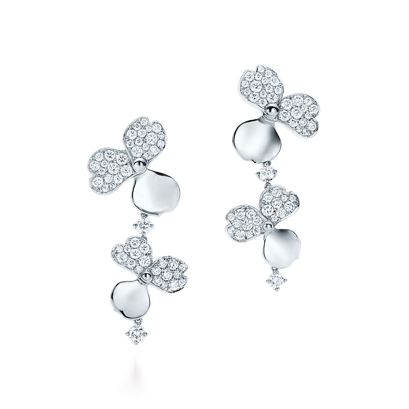 Tiffany Paper Flowers™ diamond cluster 
