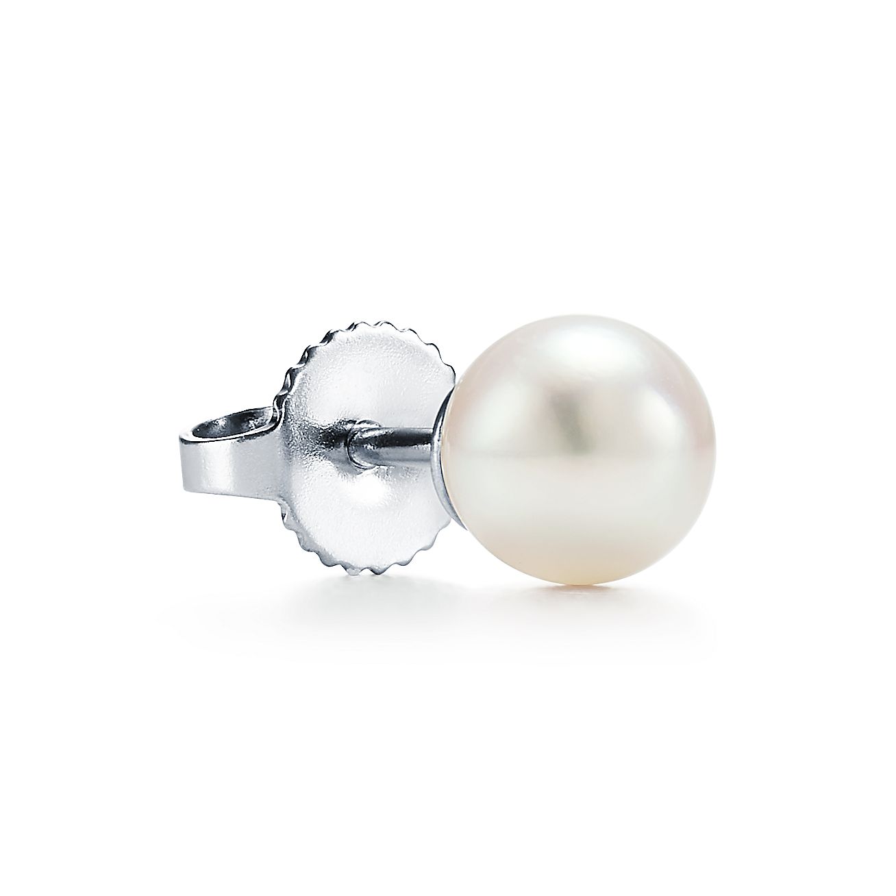 Tiffany Signature™ Pearls earrings in 18k white gold with pearls