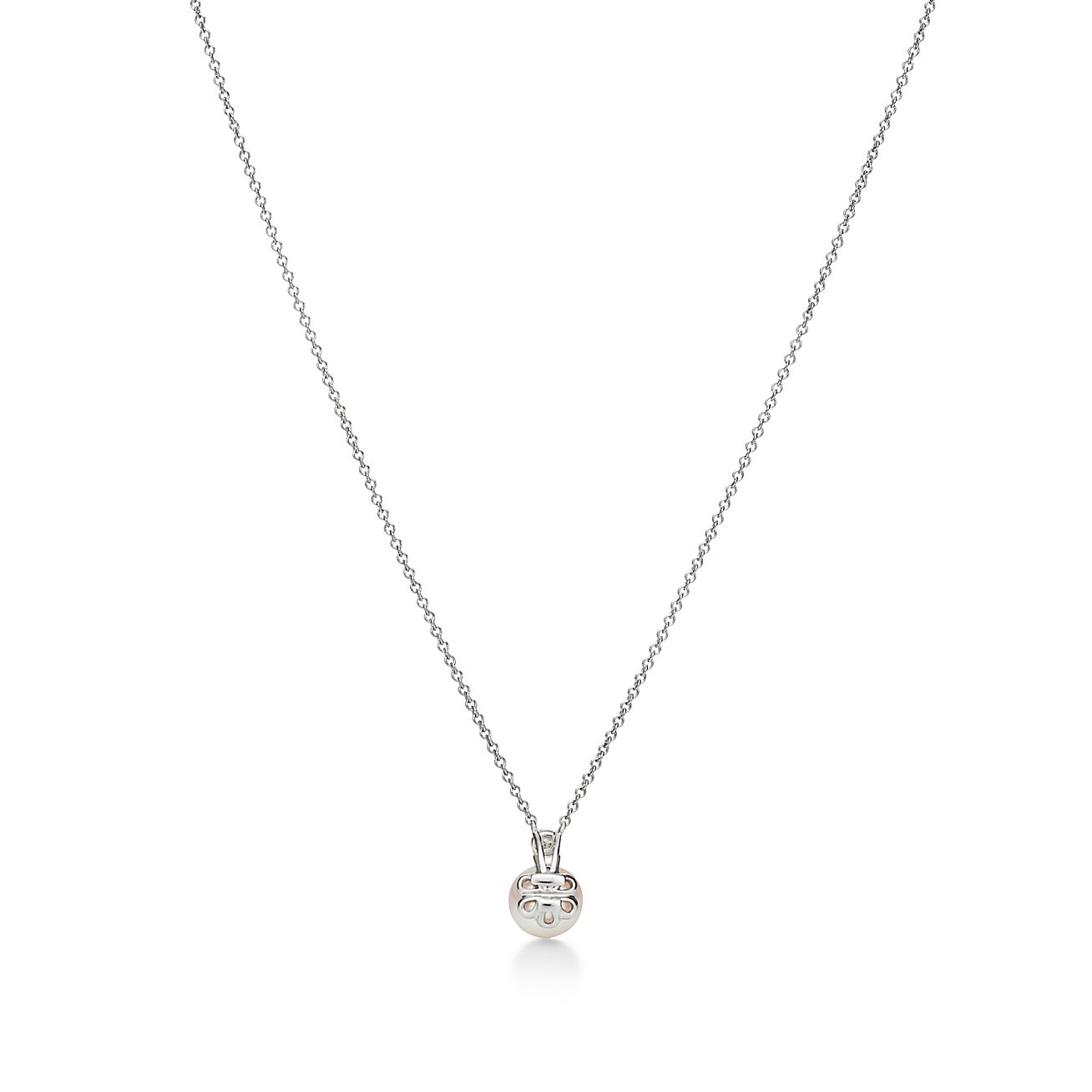 Tiffany Signature® Pearls Pendant