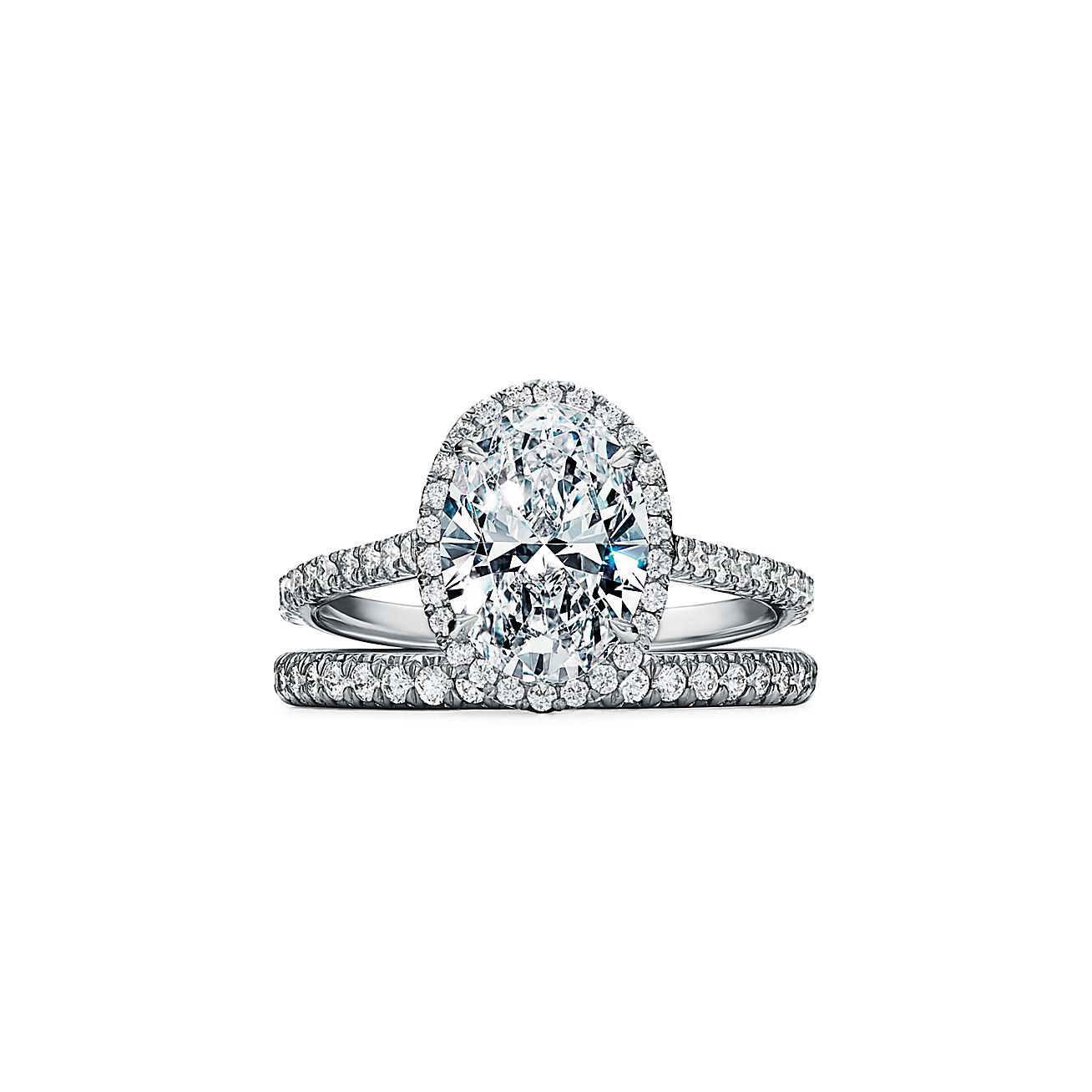 Pomolvochnoe Kolco Tiffany Soleste Iz Platiny S Ovalnym Oreolom Iz Brilliantov Tiffany Co