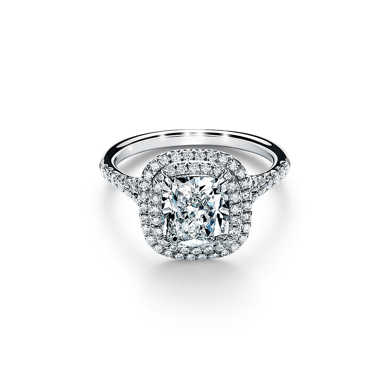 Geweldig rijst Archeoloog Tiffany Soleste® Cushion-cut Double Halo Engagement Ring with a Diamond  Platinum Band