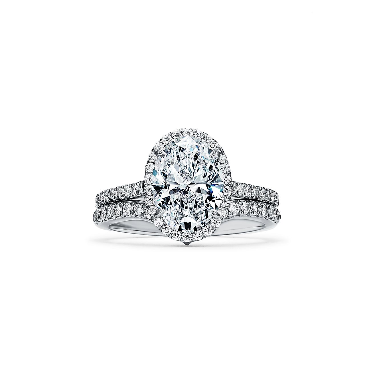 Tiffany Soleste® Oval Halo Engagement Ring With A Diamond Band In Platinum.  | Tiffany & Co.