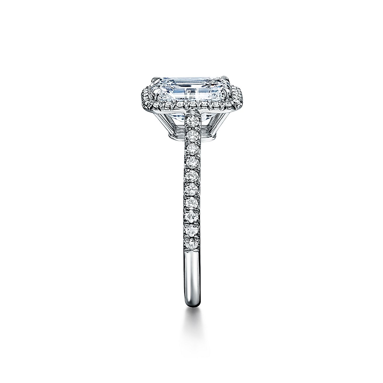 Tiffany emerald soleste ring clearance