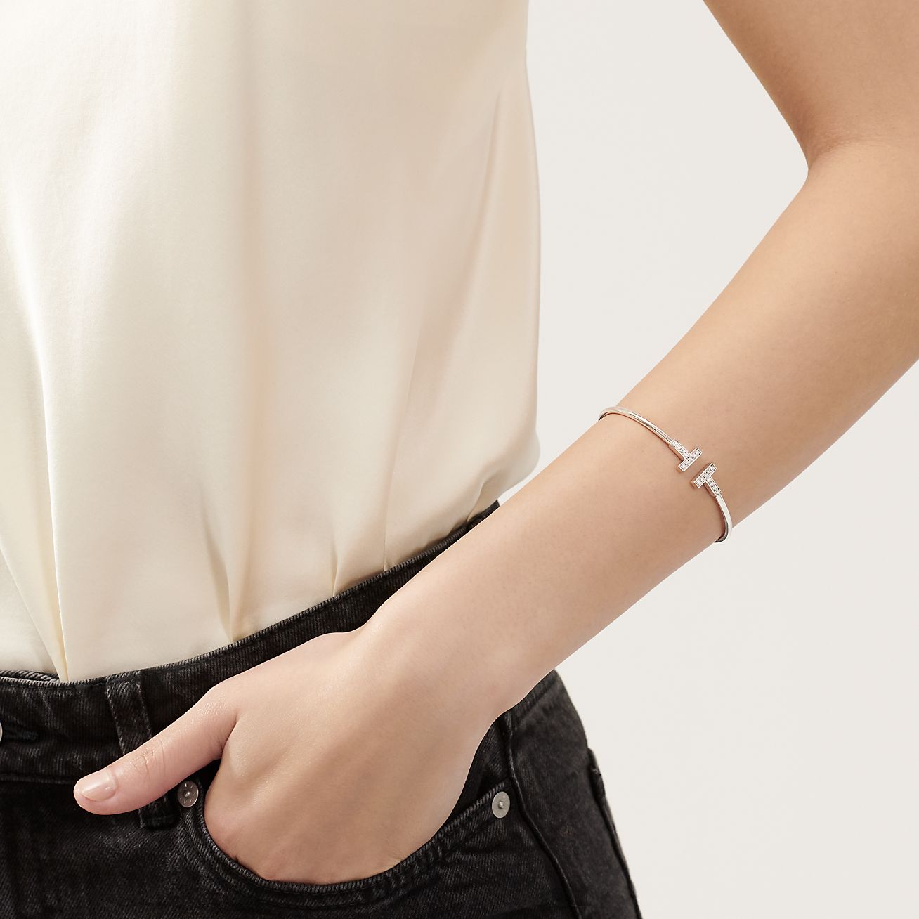 Tiffany HardWear Large Link Bracelet in White Gold with Diamonds  Tiffany   Co