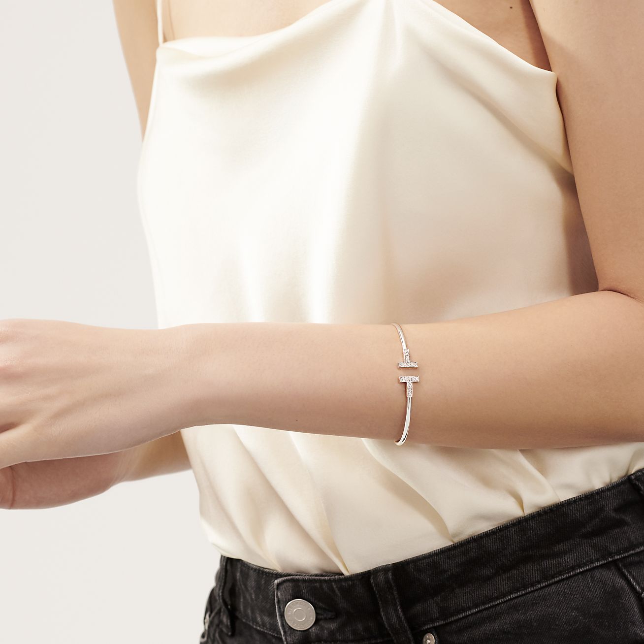 tiffany t wire bracelet with diamonds