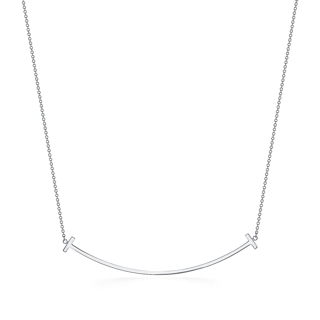 Discover SMILE Necklace | Silver necklace in a timeless and modern design –  Mila Silver