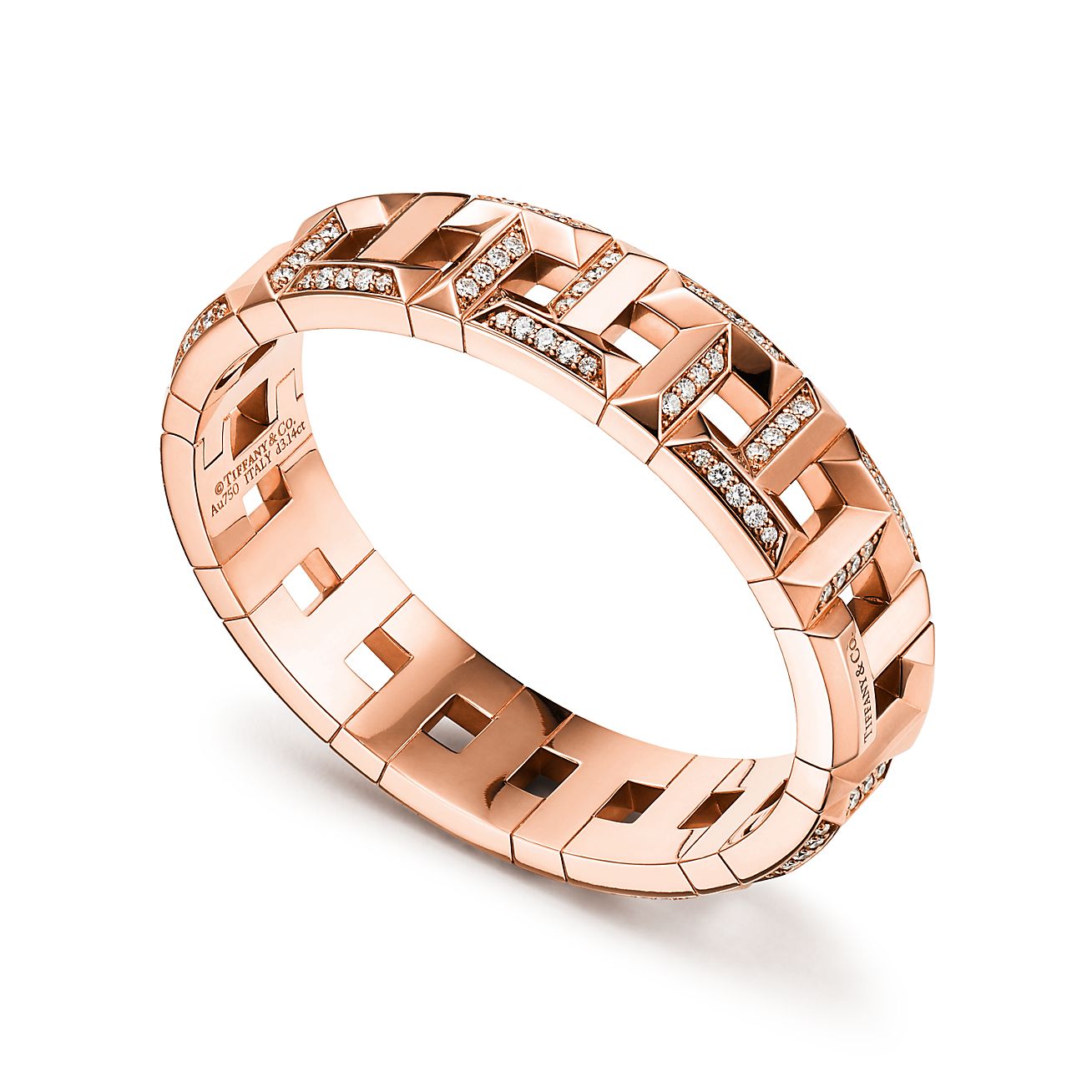 diamond hinged bangle in 18k rose gold 