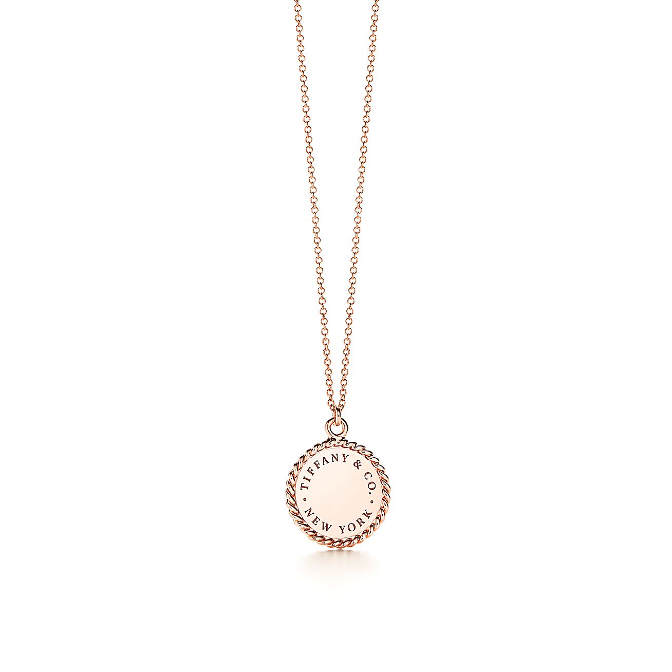Tiffany Twist round pendant in 18k rose gold, small. | Tiffany & Co.