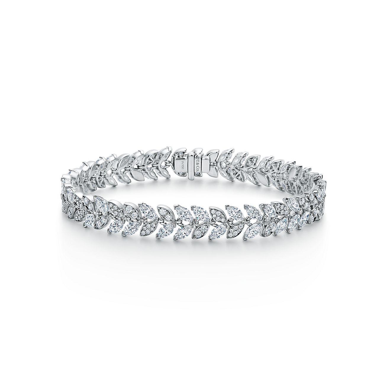 Pulsera de de diamantes Victoria® en platino, mediana. | Tiffany & Co.