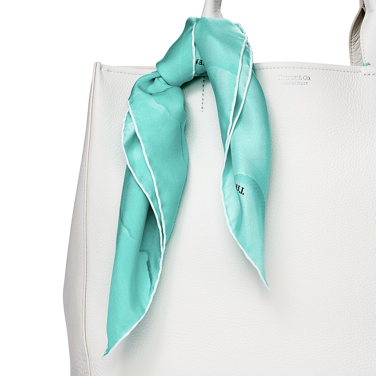 Torn bag scarf in silk. | Tiffany \u0026 Co.
