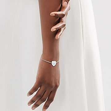 ティファニーTIFFANY&Co.ハート ロゴ チェーン ブレスレット-