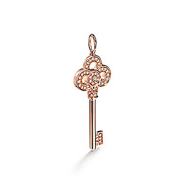 ティファニー キー クラウン キー ペンダント（ミニ）ダイヤモンド 18K 