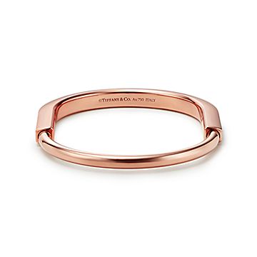 ティファニー バングル ティファニー ロック バングル ローズゴールド | Tiffany & Co.