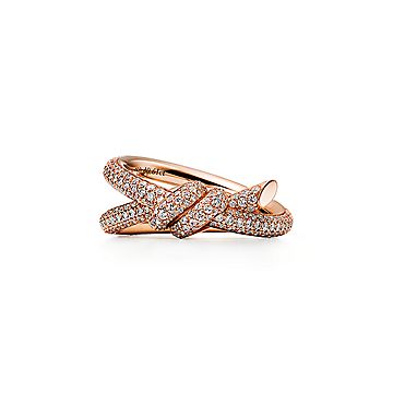 繊細なデザイン★特別なギフトにも◎【Knot by Tiffany 】リング ティファニー ノット リング ホワイト ゴールド | Tiffany & Co.