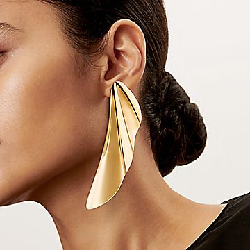 エルサ・ペレッティ™ ハイ タイド ピアス イエローゴールド | Tiffany 