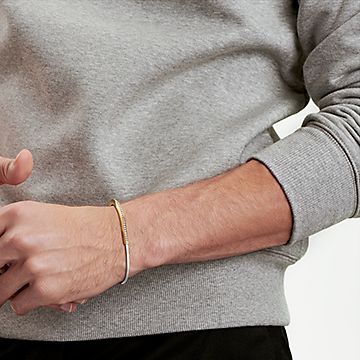 ティファニー ロック ナロー バングル ハーフ パヴェ