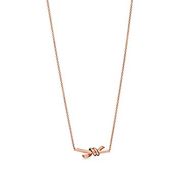 【Tiffany & Co.】ノットスモールペンダント キラキラ輝く美しさ -70300389_1035333_AV_1.jpg?&