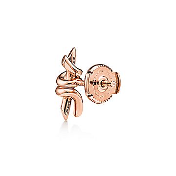 ティファニー ノット ピアス ローズゴールド（スモール） | Tiffany & Co