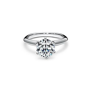 Anillo de compromiso Tiffany Setting en platino