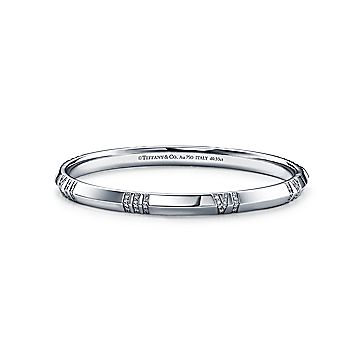 Tiffany & Co. Wide Atlas Open Bangle in 18K White Gold - Bracelet / White Gold | Pre-owned & Certified | used Second Hand | Unisex