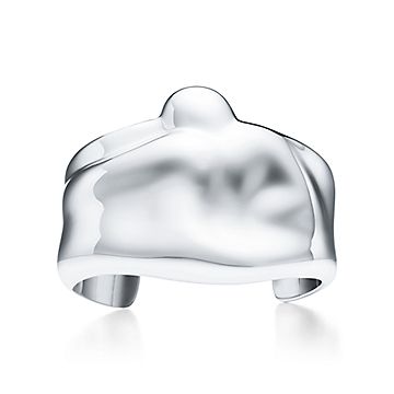 Elsa Peretti® Sagittarius cuff in sterling silver. | Tiffany
