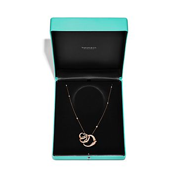 【Tiffany&Co】☆人気☆Yard Open Heart Necklace Elsa Peretti® Diamonds by the Yard® Open Heart Pendant in