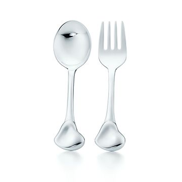 Elsa Peretti® Full Heart fork and spoon baby set. | Tiffany & Co. CA