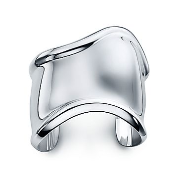 Elsa Peretti® medium Bone cuff in sterling silver, 61 mm