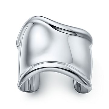 Elsa Peretti® small Bone cuff in sterling silver, 43 mm wide