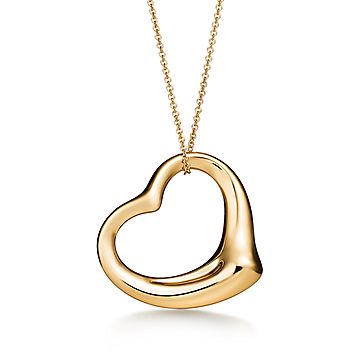 Elsa Peretti™ Open Heart Pendant in Yellow Gold | Tiffany & Co