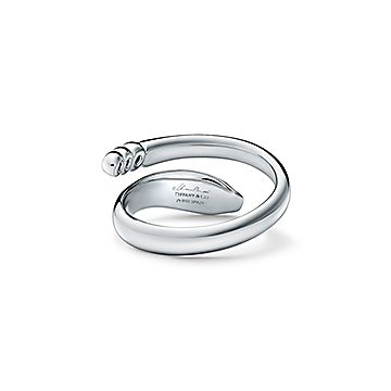 Elsa Peretti® Snake Ring in Platinum with Diamonds | Tiffany & Co. CA