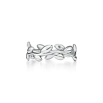 Paloma Picasso® Olive Leaf Band Ring in Silver, Narrow | Tiffany & Co.