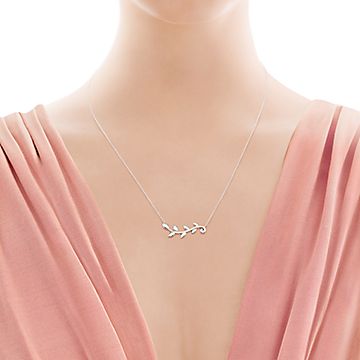 Paloma Picasso Olive Leaf Vine Pendant In Sterling Silver - Olive Leaf Vine Pendant Tiffany Paloma Picasso Olive Leaf Vine Pendant In Sterling Silver - Olive Leaf Vine Pendant Tiffany