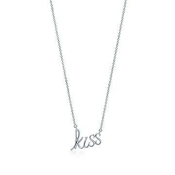 【Tiffany & Co】Paloma's Graffiti Love ペンダント Silver Paloma's Graffiti kiss pendant in sterling silver. | Tiffany