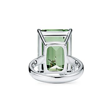 Love Bugs green quartz ladybug ring in 
