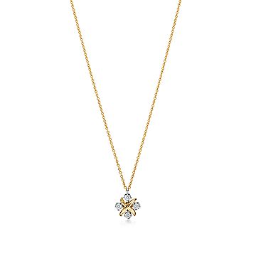 【Tiffany&Co】☆大人気☆Tiffany T Diamond Pendant Tiffany T pendant in 18k white gold with a baguette diamond