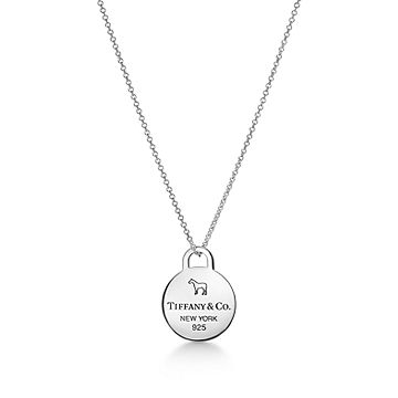 Tiffany round tag charm hotsell