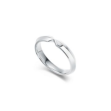 The Tiffany® Setting nesting narrow band ring in platinum, 3