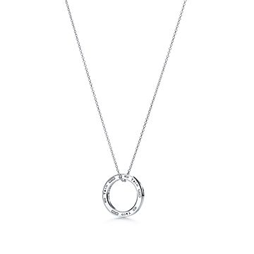 platinum diamond heart pendant