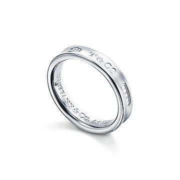 Tiffany 1837™ Ring in Silver, Narrow | Tiffany & Co.