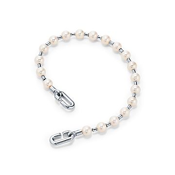 Karen Walker Girl With All The Pearls & Chain Bracelet – Walker & Hall
