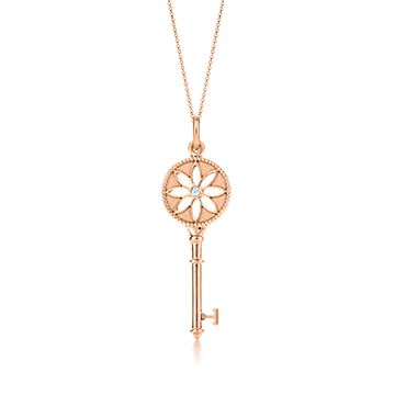 tiffany and co daisy key pendant