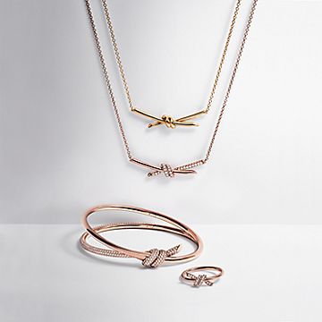 Tiffany Knot Pendant in Yellow Gold | Tiffany & Co. US