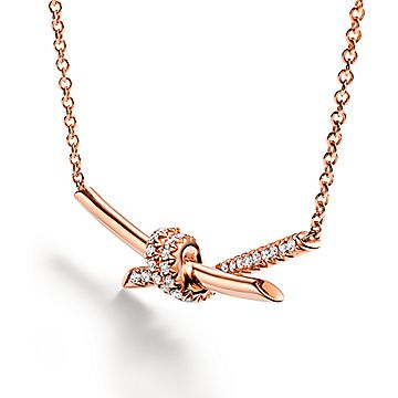 Tiffany & Co Twist Knot Necklace Rose Gold, Women's Fashion, Jewelry &  Organisers, Necklaces on Carousell